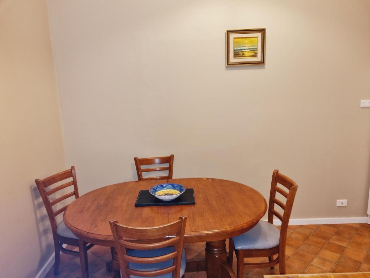 Claude Road Roland B&B מראה חיצוני תמונה
