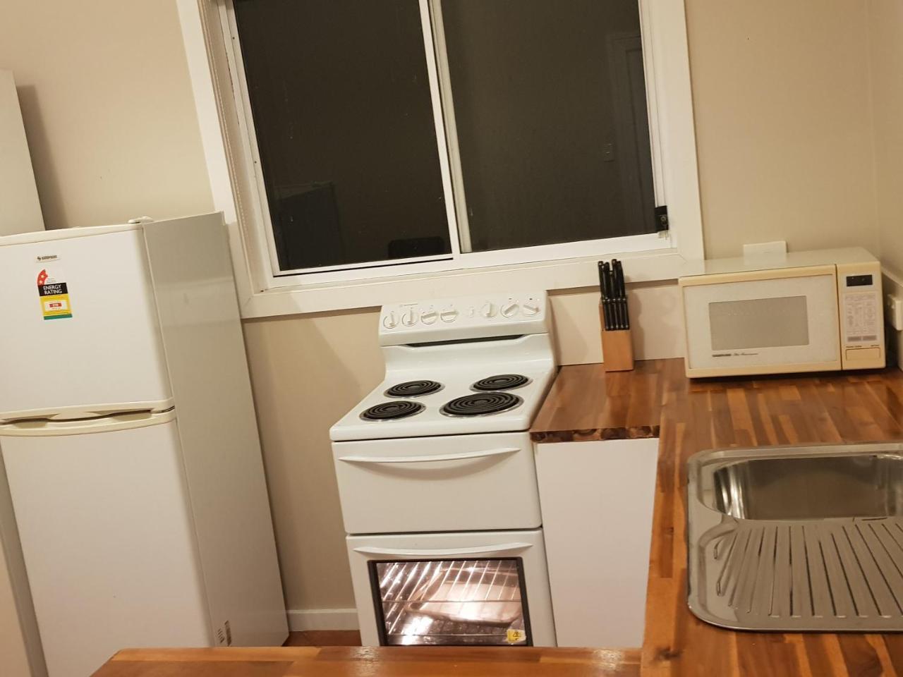 Claude Road Roland B&B מראה חיצוני תמונה